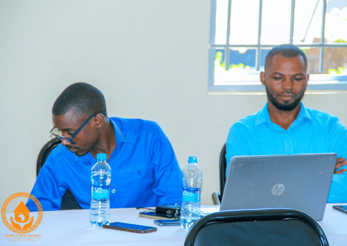 HIATAC image white-8